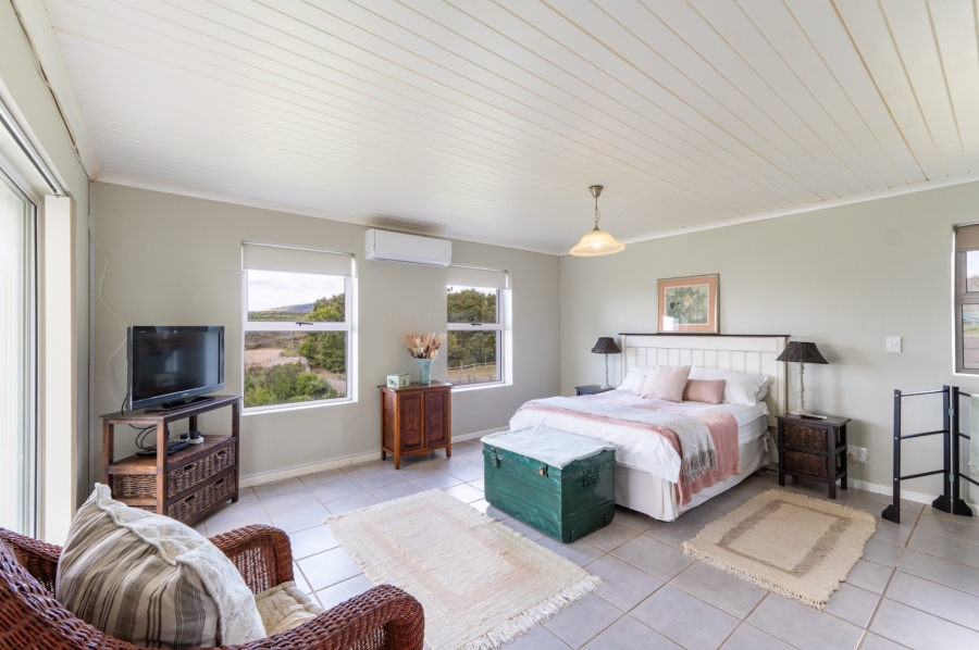 1 Bedroom Property for Sale in Napier Western Cape